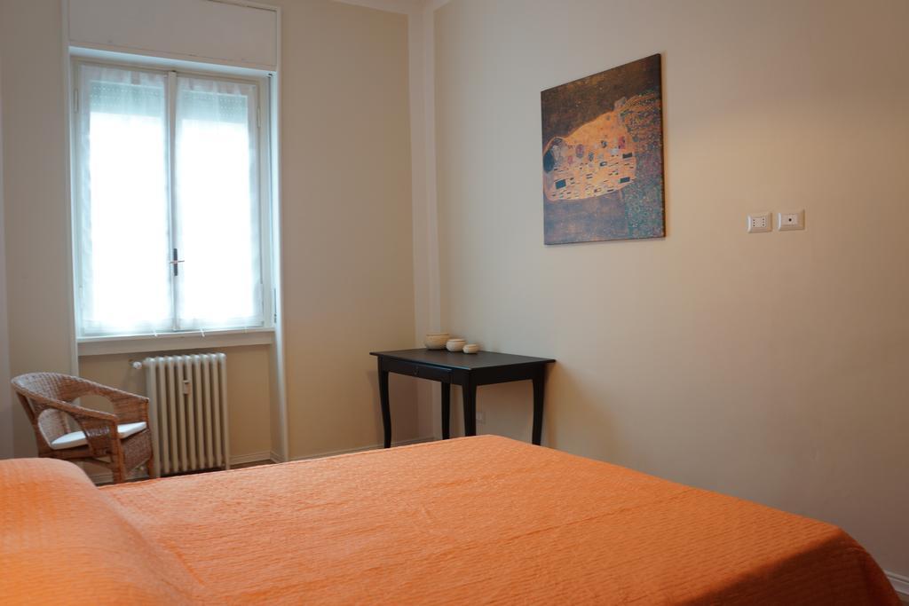 Apartment Papiniano 38 Milan Bilik gambar