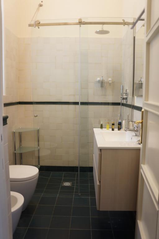Apartment Papiniano 38 Milan Bilik gambar
